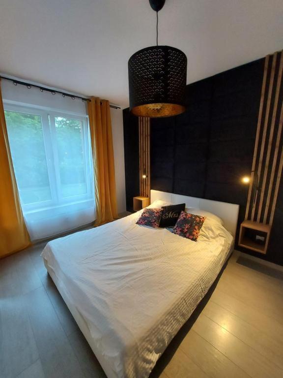 Seaside Bond 007 Apartment